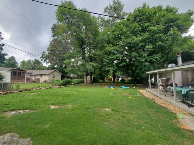 Building Photo - 412 Maiden Ln