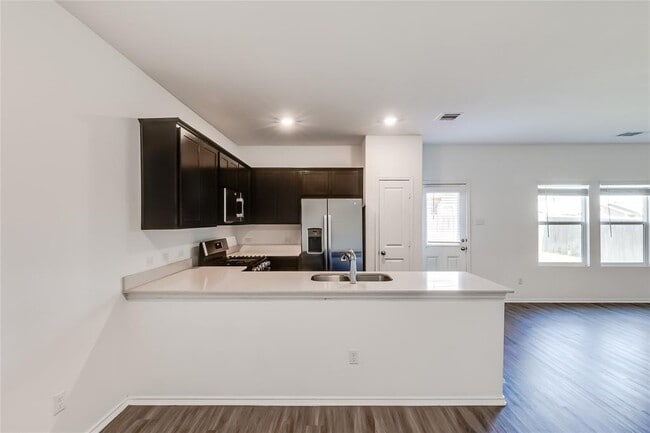 Building Photo - 415 Geode Glen