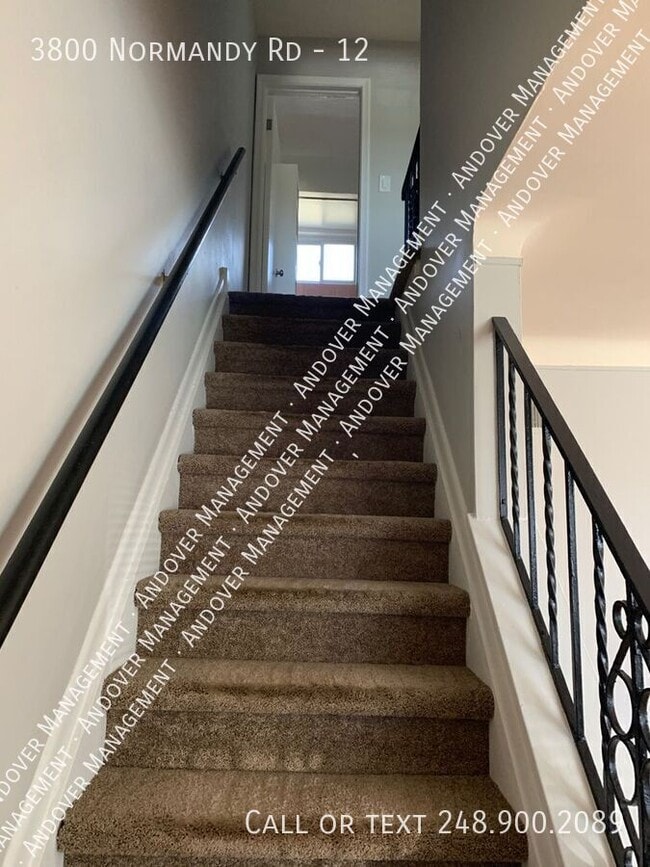 Building Photo - 3800 Normandy Rd