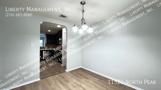 Building Photo - 11523 North Peak-