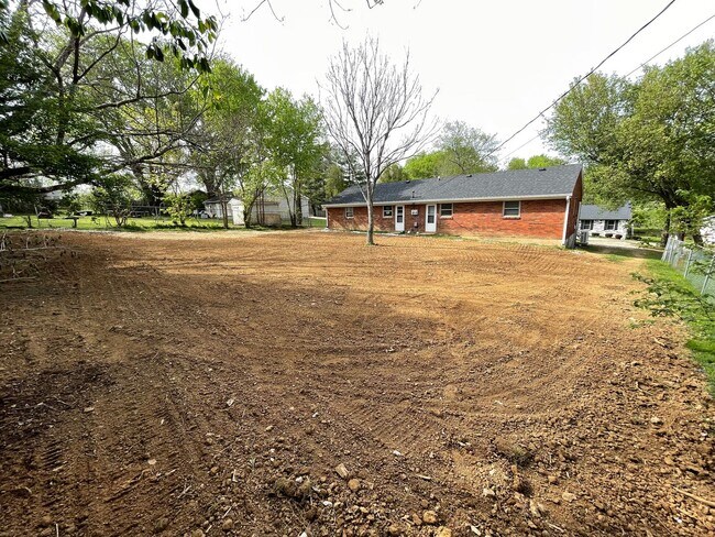 Building Photo - 261-263 Stuart Avenue Duplex