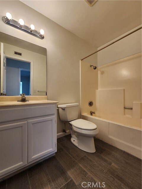 Building Photo - 10495 Adobe Ct
