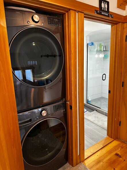 Washer/dryer in-unit. - 8752 Dayton Ave N