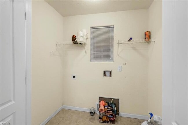 Building Photo - 9449 Garrett Ave