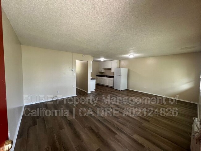 Building Photo - 1240 Eunice Ct