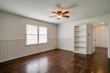Building Photo - 4809 Lowell Ln
