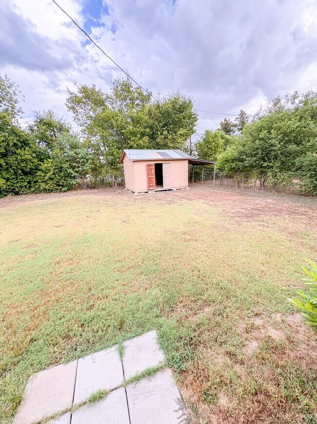 Building Photo - 1111 Martin Luther King Jr Dr