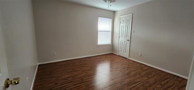 Building Photo - 9710 Fieldbloom Ln