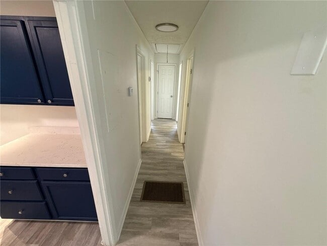 Building Photo - 4680 Ryan Rd