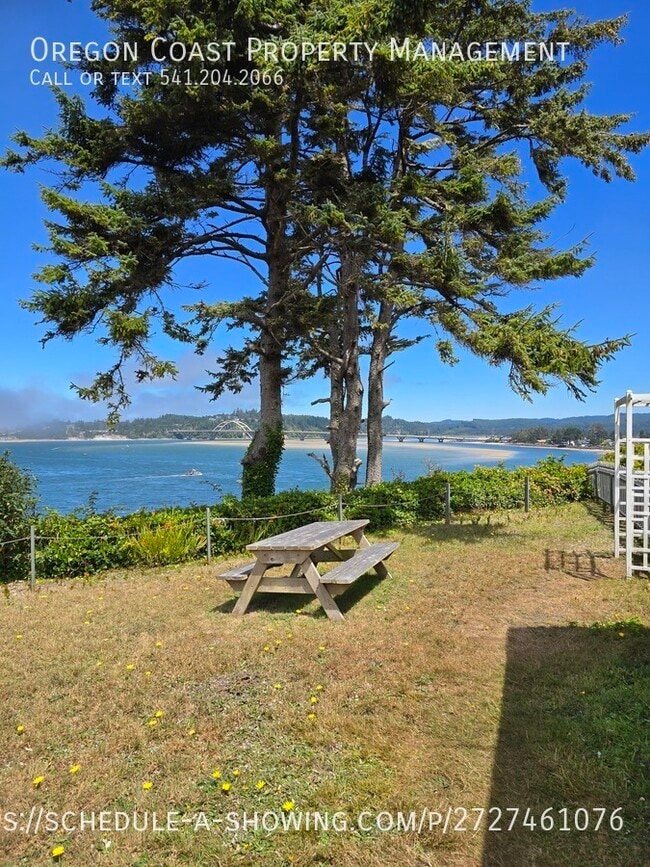 Building Photo - 780 SW Pacific Coast Hwy