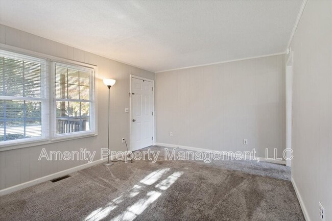 Building Photo - 7268 Stokes Dr