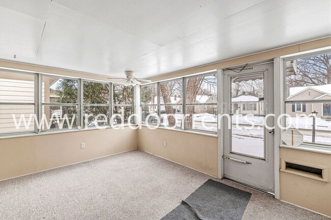 Building Photo - 6115 Indianola Ave