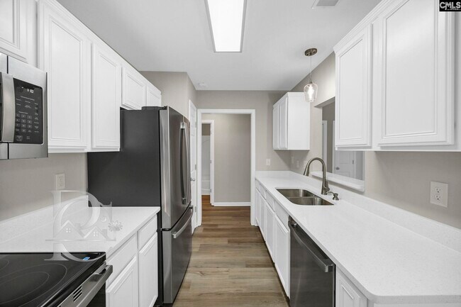 Building Photo - 508 Lanesborough Dr