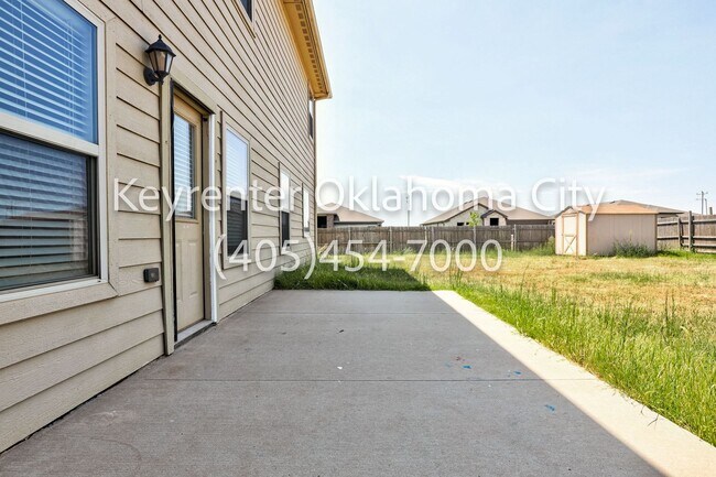 Building Photo - Stunning 5BD, 2 1/2 BTH Home Seconds away from John Kilpatrick Turnpike in YUKON!