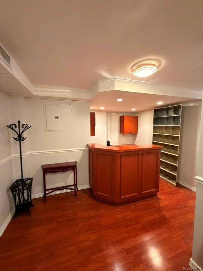 Building Photo - 155 W 68th St