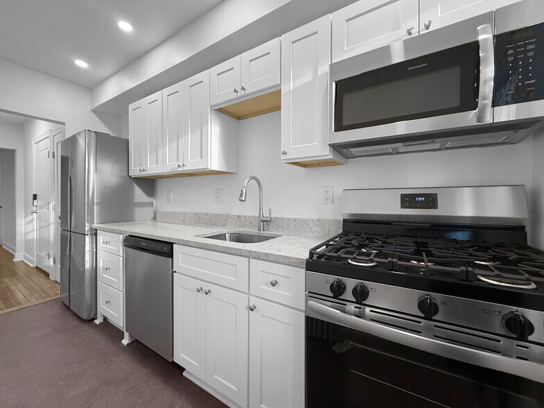 Building Photo - 4800 3rd St NW