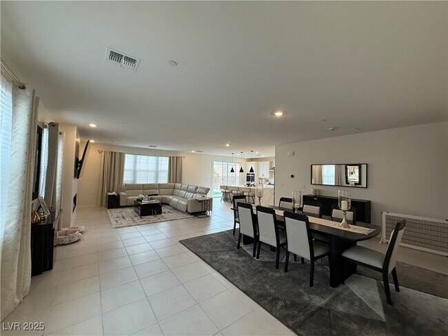 Building Photo - 3777 Alla Rocca Ave