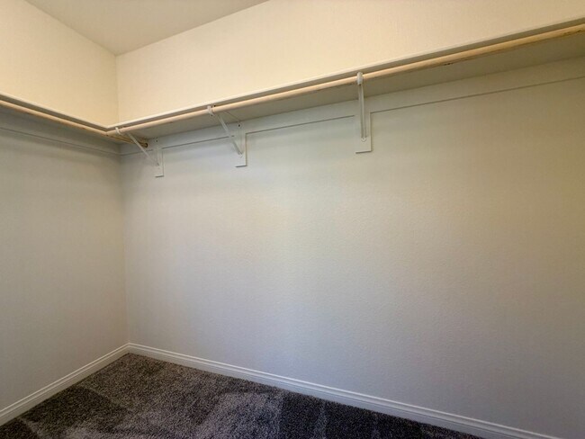 Building Photo - Great 3 bedroom in Cadence