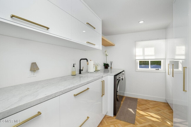 Building Photo - 5420 Indian Trail Ct