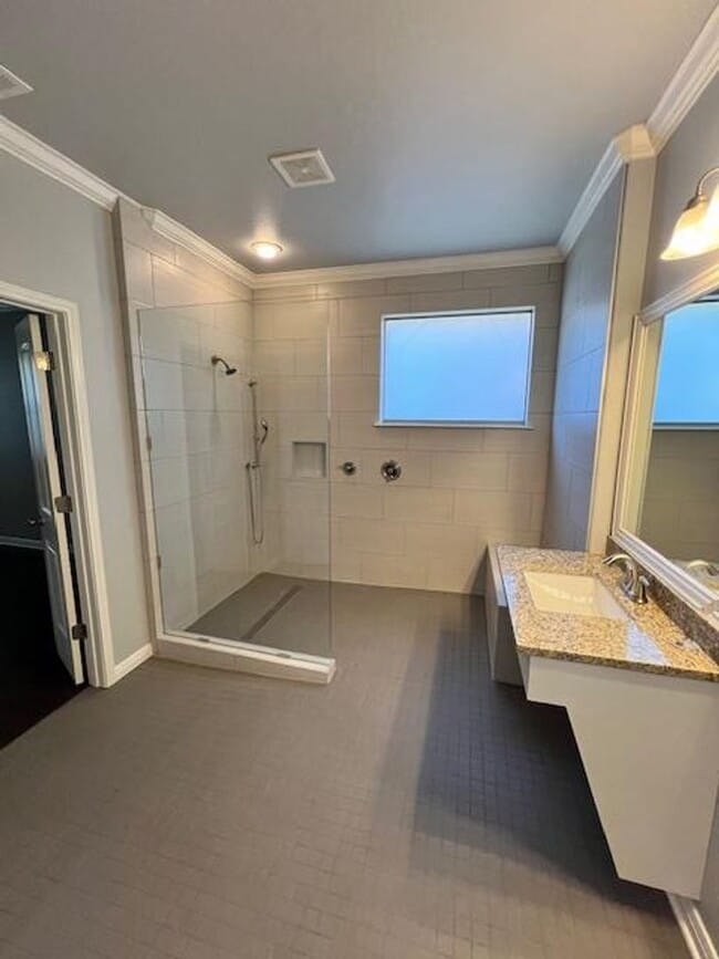 Building Photo - Executive One Story / 4 bedroom / Reserve ...