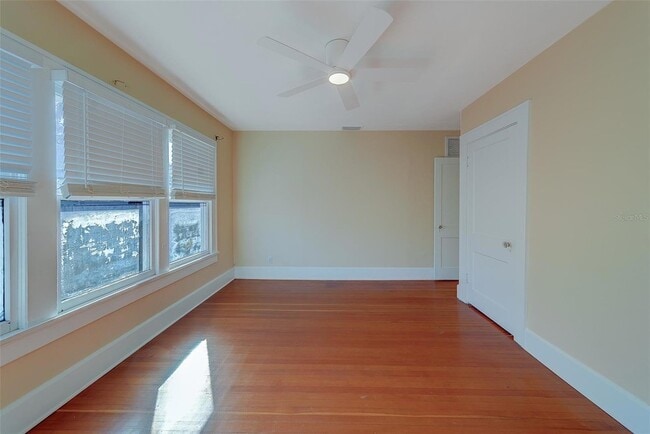 Building Photo - 4642 7th Ave N