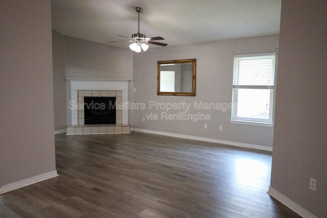 Building Photo - 5079 Cocoa Dr