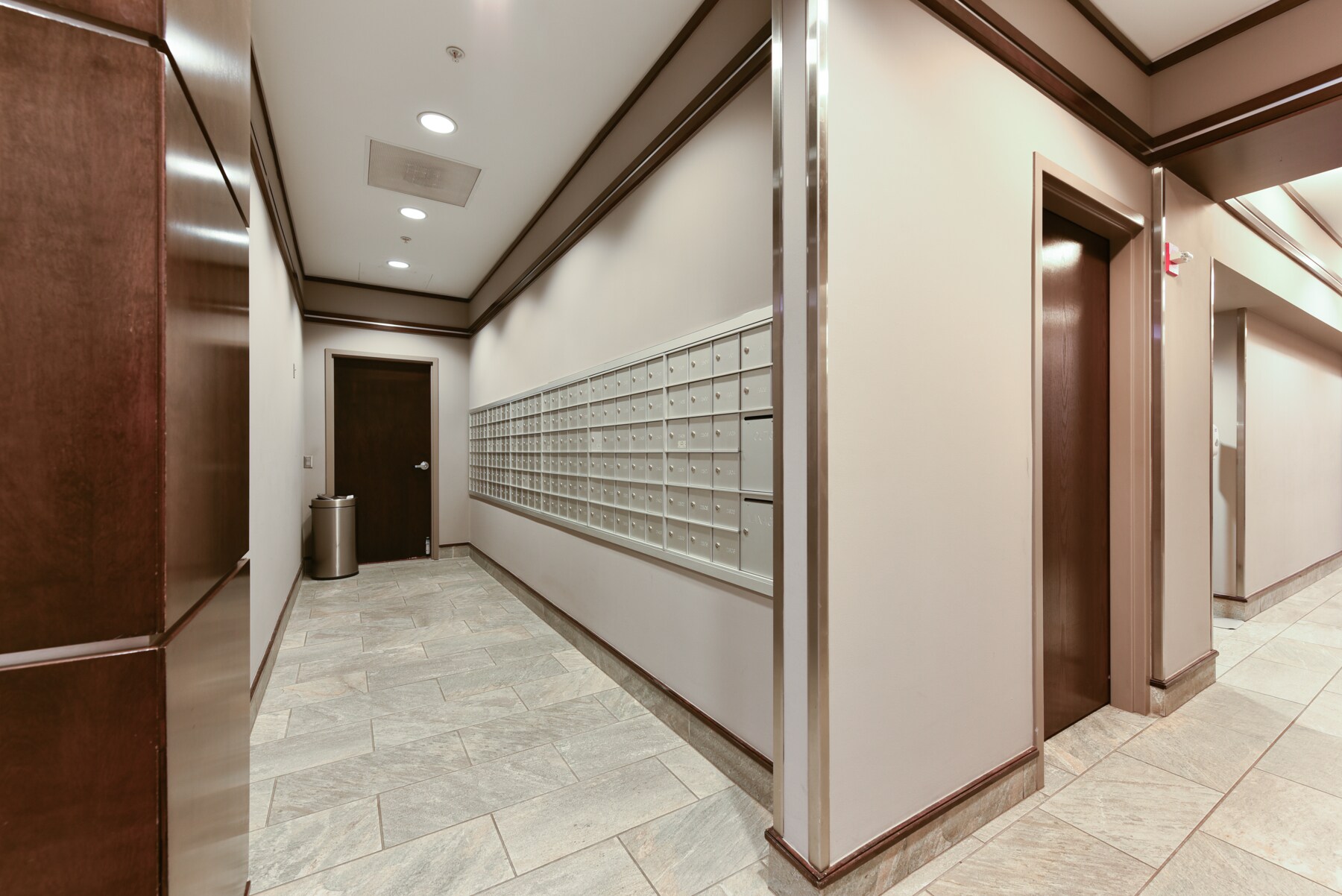 Package and mail room - 645 N Kingsbury St