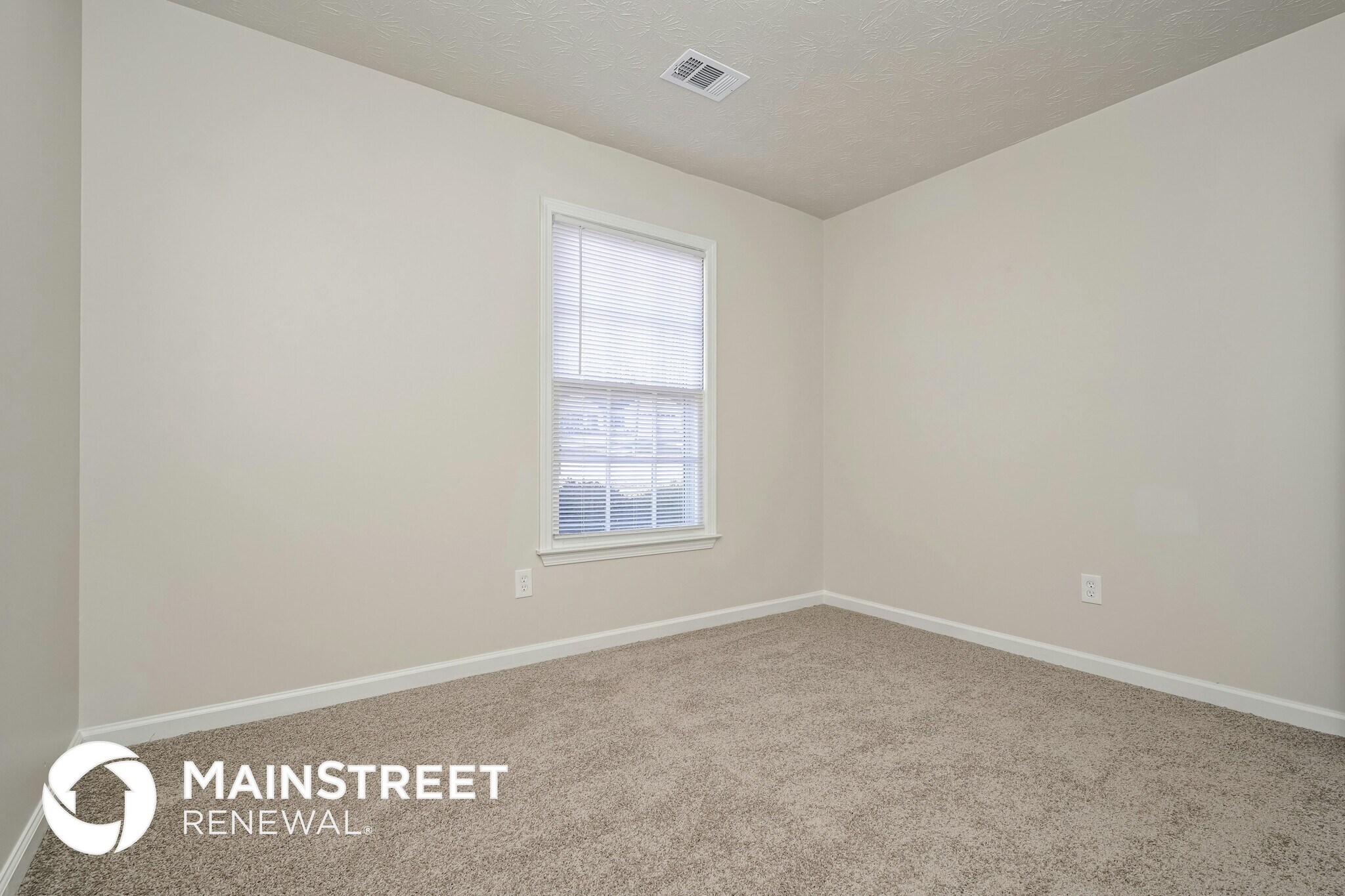 Building Photo - 25 Willow Tree Terrace