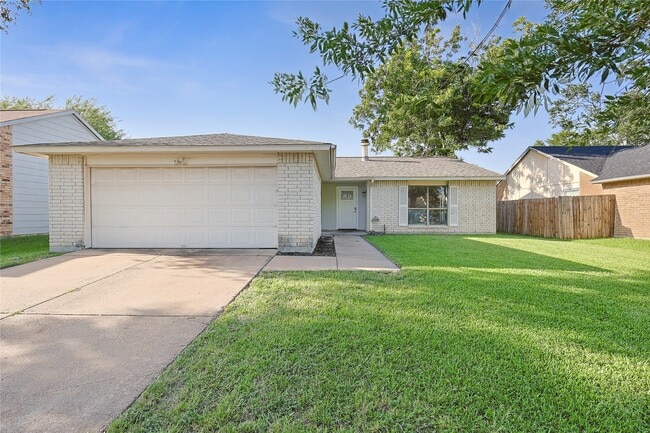 Primary Photo - 17310 Nordway Dr