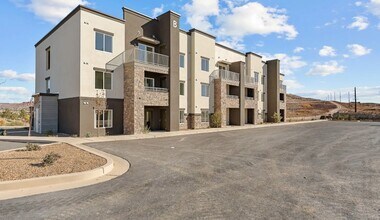 Building Photo - Ascesa Court
