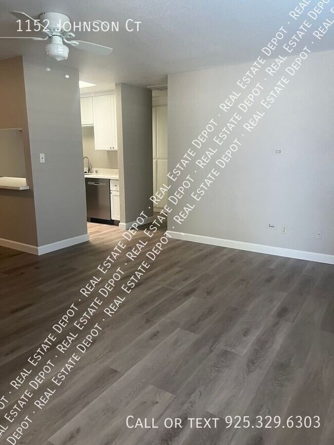 Building Photo - 1152 Johnson Ct