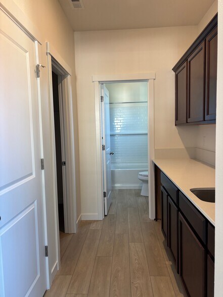 Building Photo - 17058 126th St E