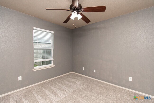 Building Photo - 3200 Alamocitos Creek Dr