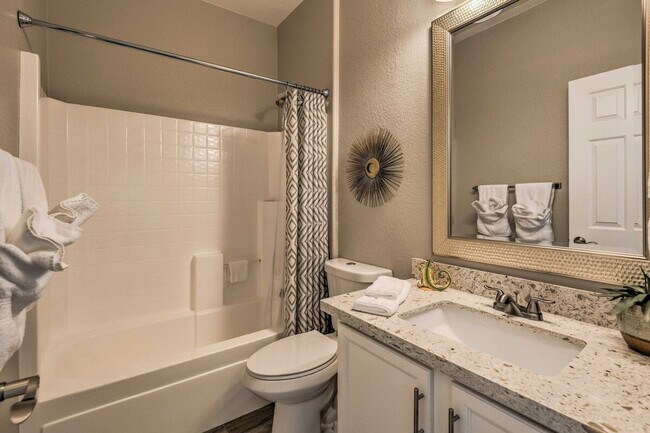 Building Photo - 8226 S Hidden Trail Ct