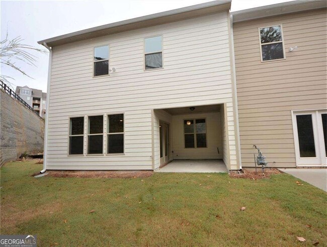Building Photo - 2170 Manor Pointe Dr