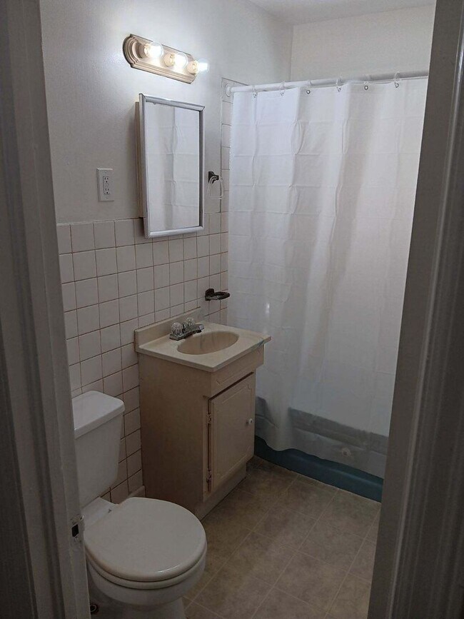 Building Photo - 24XX SW Buchanan St