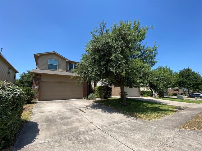 Primary Photo - 2221 Nestlewood Dr