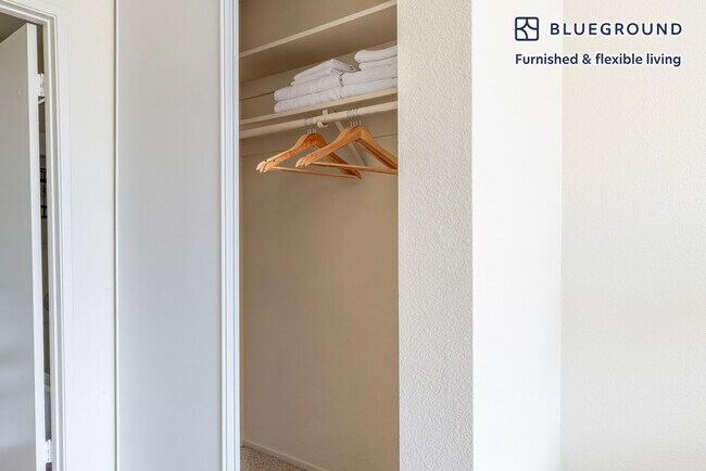 Building Photo - 117 Rock Harbor Ln