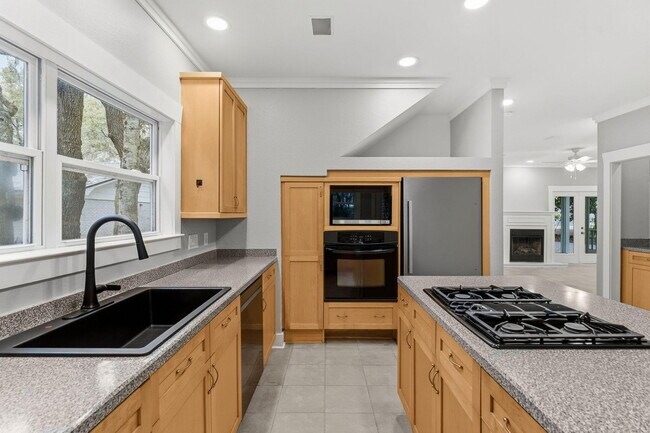 Building Photo - 128 Bay Magnolia Ln