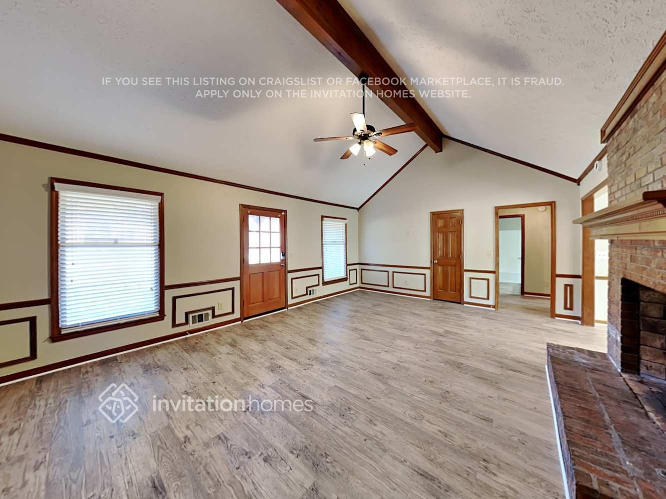 Building Photo - 1231 Great Oaks Dr SE