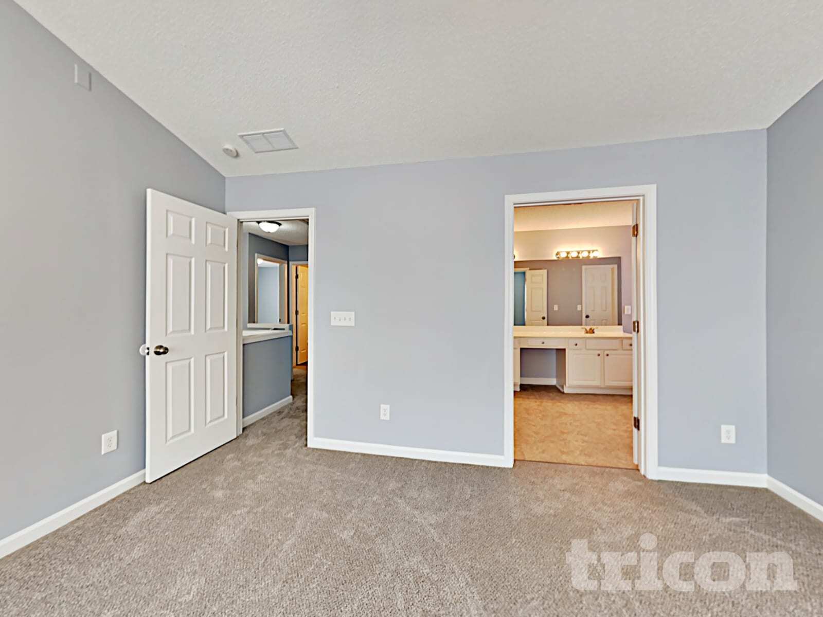 Building Photo - 4242 Clearvista Ln NW