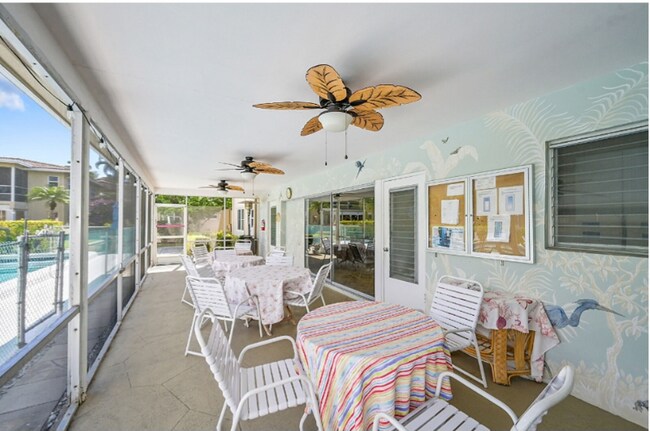 Building Photo - 2115 NE 42nd Ct