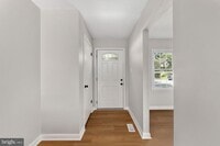 Building Photo - 14843 Emberdale Dr