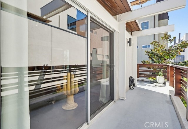 Building Photo - 6713 E Ocean Blvd