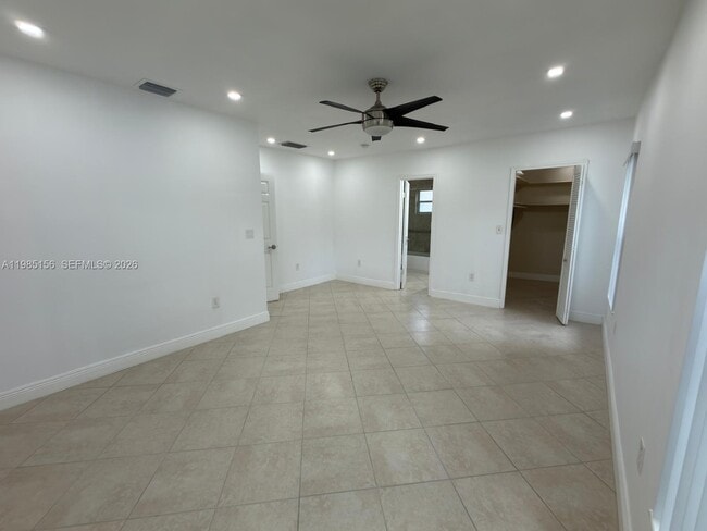 Building Photo - 11840 SW 81st Rd