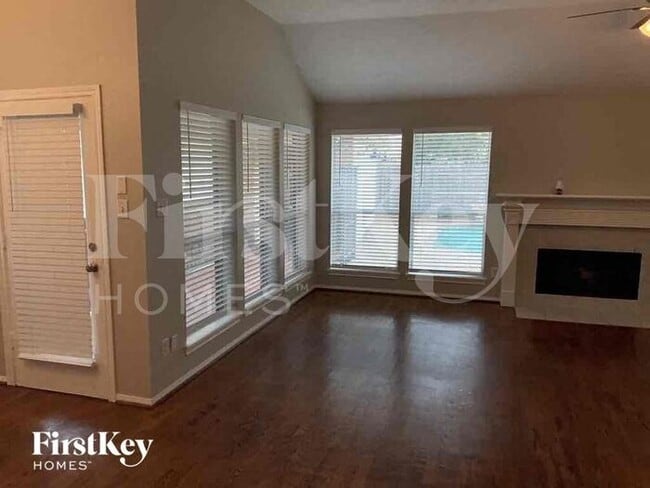 Building Photo - 14518 Wadlington Dr