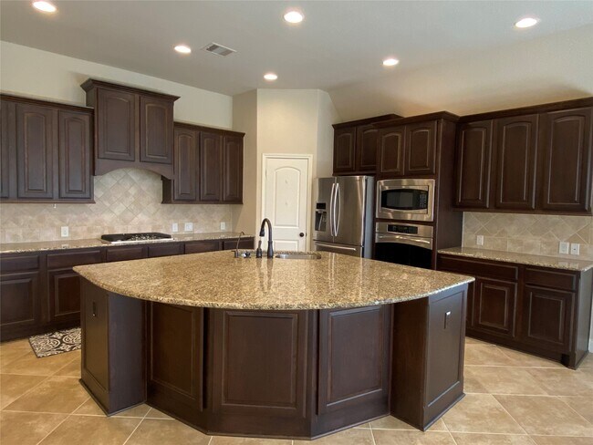 Building Photo - 5922 Solara Ledge Ln