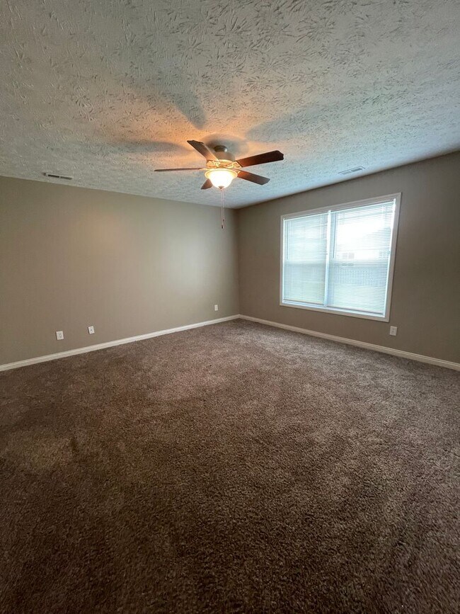 Building Photo - 3950 Austrian Ct
