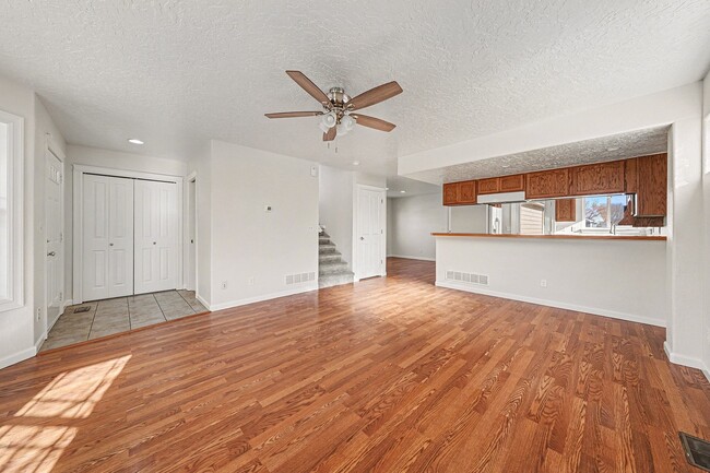 Building Photo - 4316 Paintbrush Dr