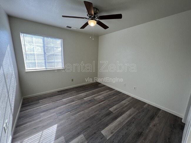 Building Photo - 3060 Ironwood Ct